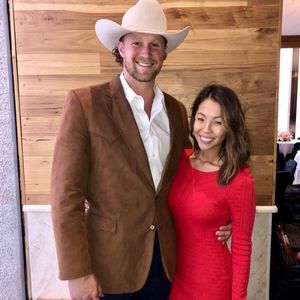 Meet your Posher, Tobin